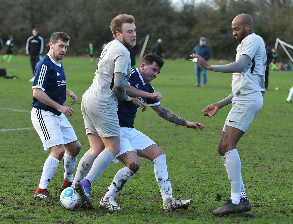WEEK 17 REVIEW: Round-up of Sunday's league and cup action