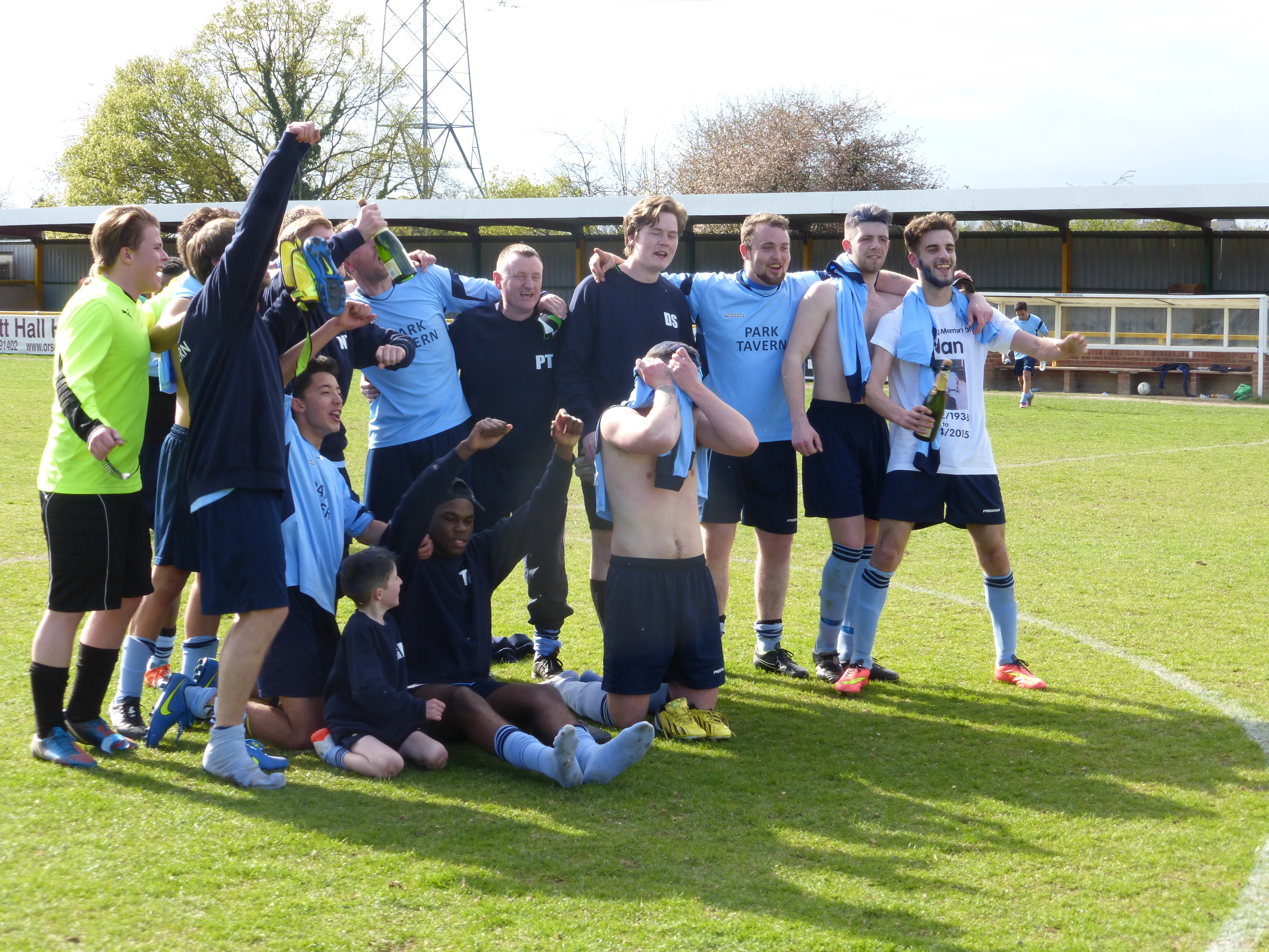 Review of last weekends finals and preview of the Premier Division Cup