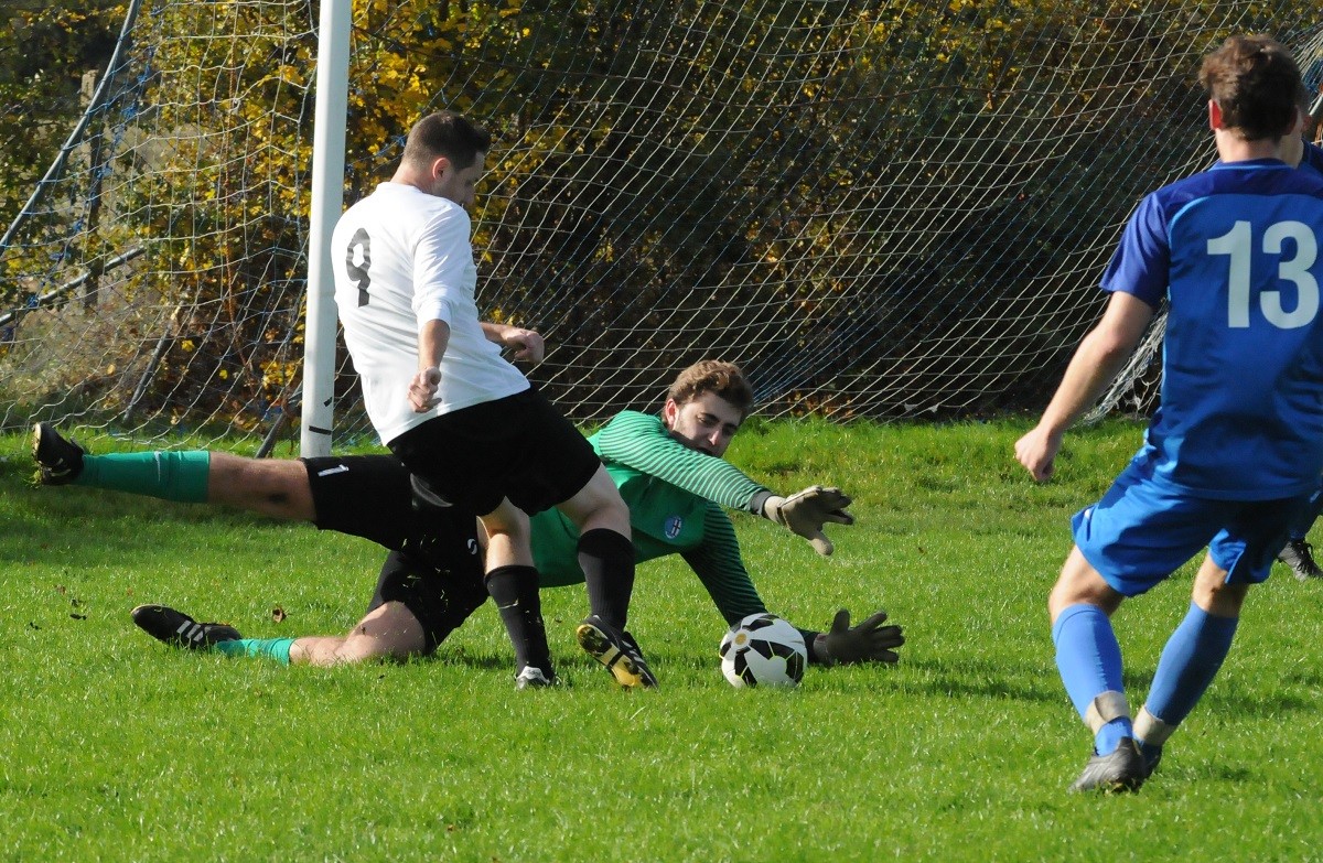 WEEK 10 REVIEW: Round-up of Sunday's league and cup action