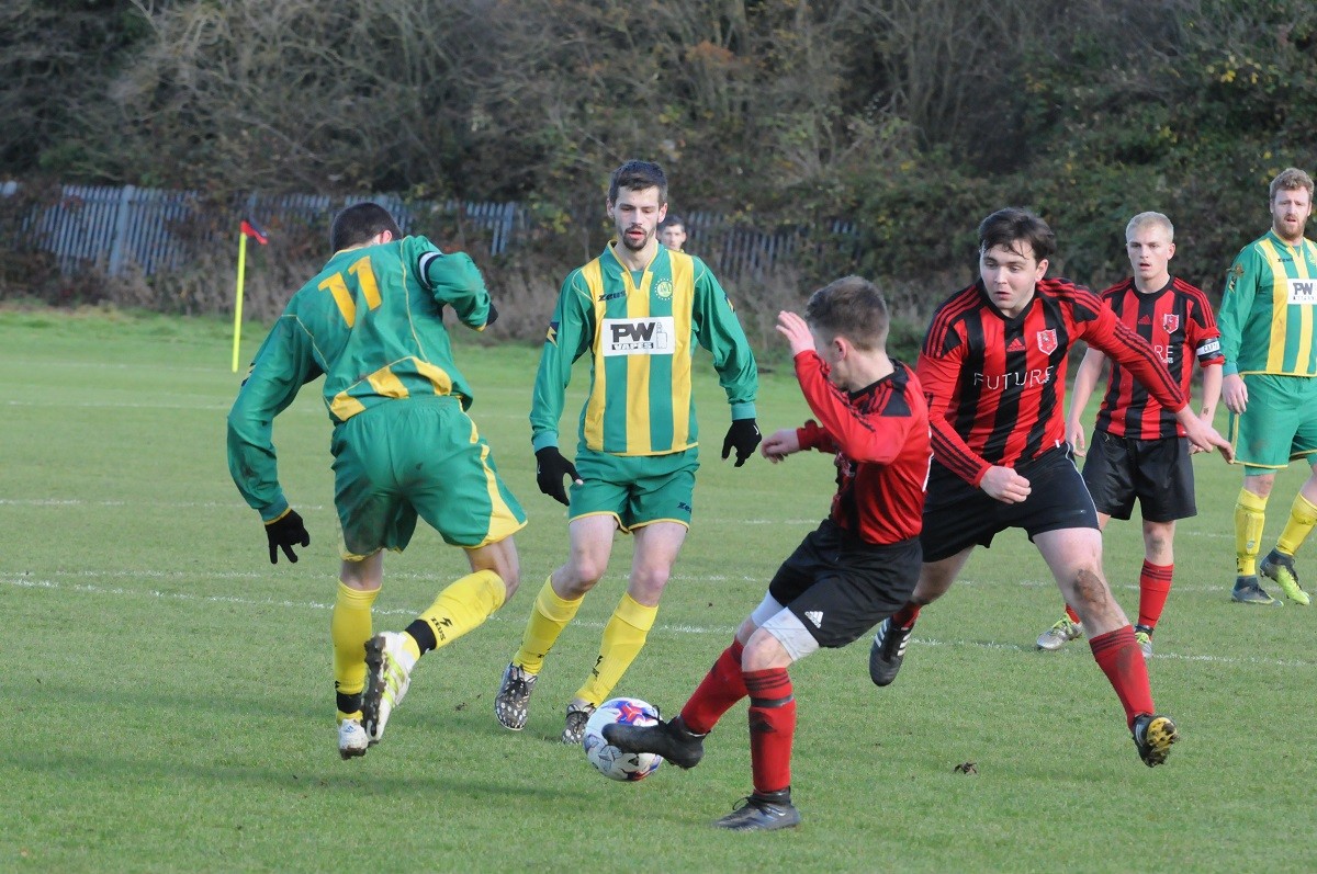 WEEK 12 REVIEW: Round-up of Sunday's league and county cup action