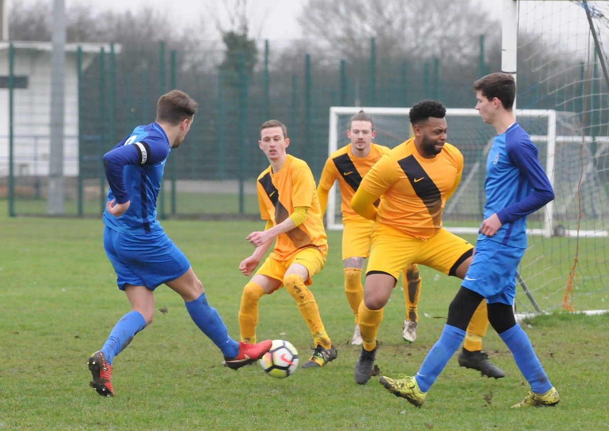 WEEK 18 REVIEW: Round-up of Sunday's league and cup action