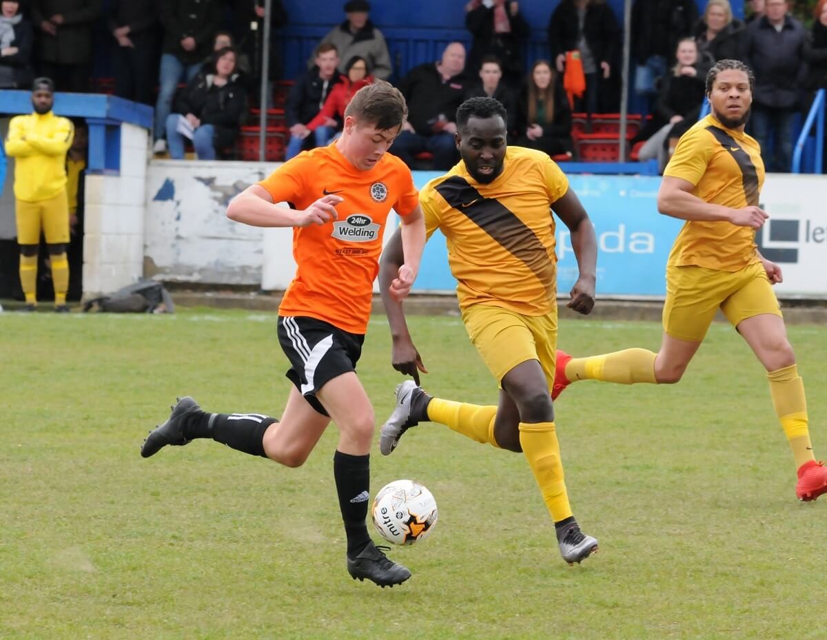 WEEK 33 REVIEW: Round-up of Sunday's league and cup football action