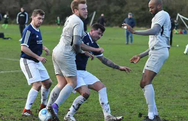 WEEK 17 REVIEW: Round-up of Sunday's league and cup action